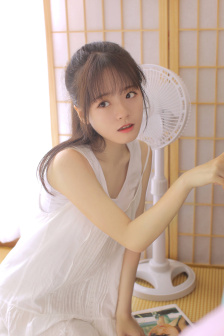 蛇的尾巴还在我的